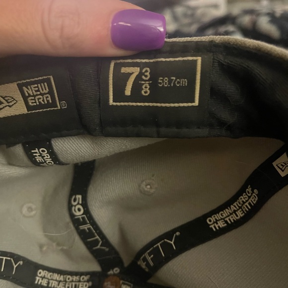 Cincinnati Reds flat bill hat - Picture 3 of 3